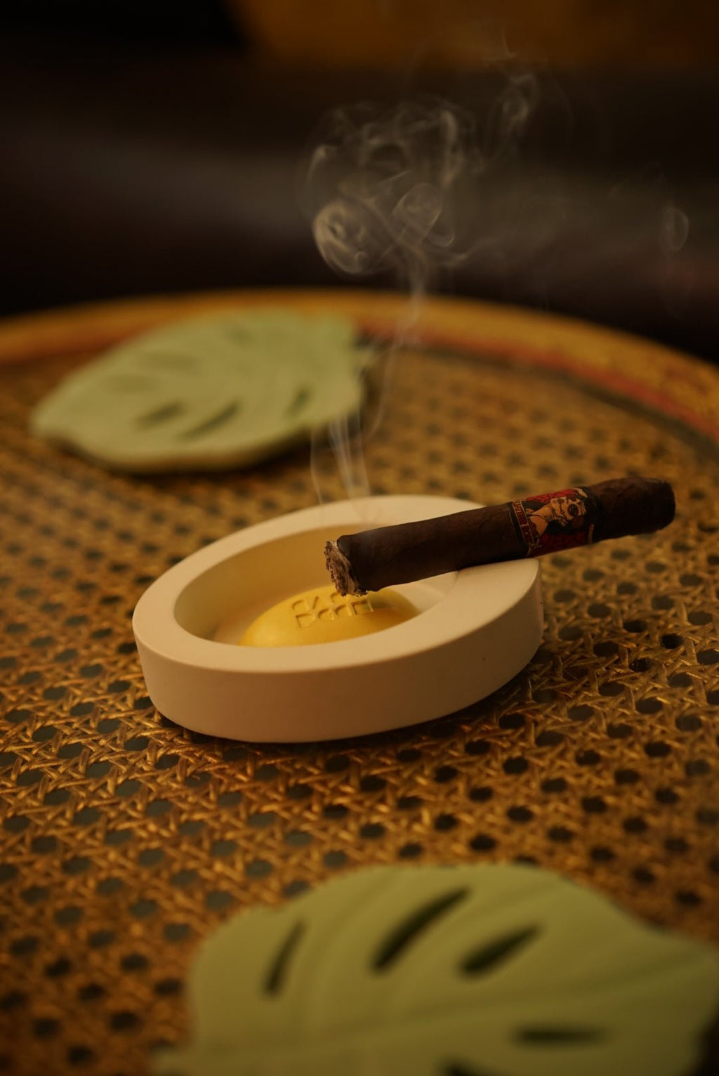 Egg Ashtray - Case Peck