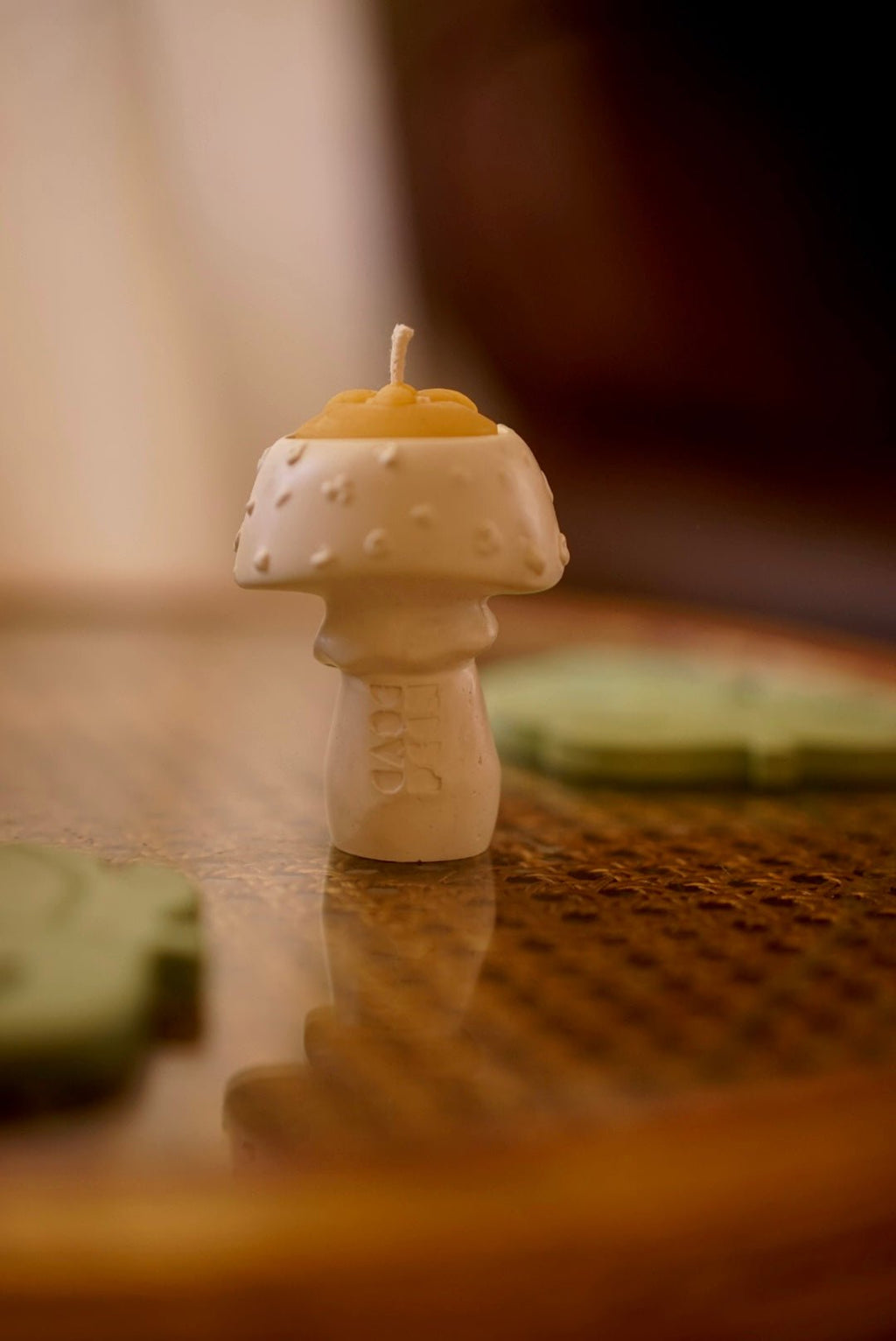 Shroom tealight holder with two beeswax candles - Case Peck